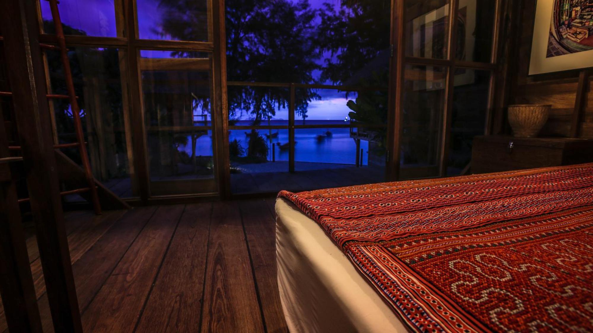 Castaway Resort Koh Lipe Room photo